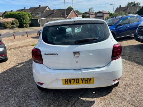 Dacia Sandero 1.0 SCe Essential Euro 6 5dr 7