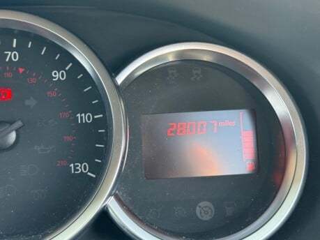 Dacia Sandero 1.0 SCe Essential Euro 6 5dr 24