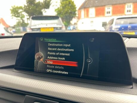 BMW 3 Series 2.0 320i M Sport Auto Euro 6 (s/s) 4dr 33