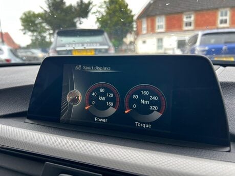 BMW 3 Series 2.0 320i M Sport Auto Euro 6 (s/s) 4dr 37