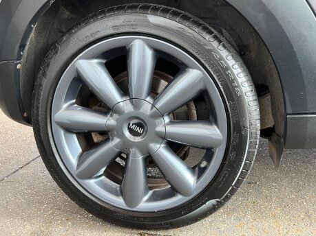 Mini Countryman 1.6 Cooper Park Lane Auto ALL4 Euro 6 5dr 3