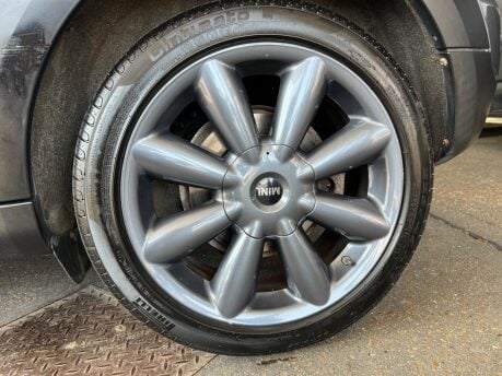Mini Countryman 1.6 Cooper Park Lane Auto ALL4 Euro 6 5dr 18