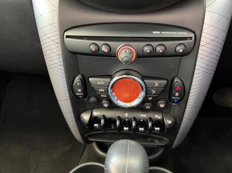 Mini Countryman 1.6 Cooper Park Lane Auto ALL4 Euro 6 5dr 26