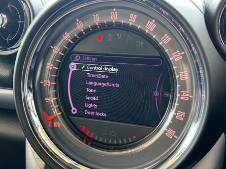 Mini Countryman 1.6 Cooper Park Lane Auto ALL4 Euro 6 5dr 33