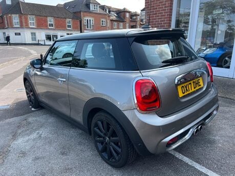 Mini Hatch 2.0 Cooper S Auto Euro 6 (s/s) 3dr 8