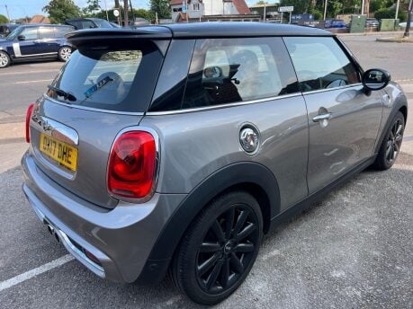 Mini Hatch 2.0 Cooper S Auto Euro 6 (s/s) 3dr 10