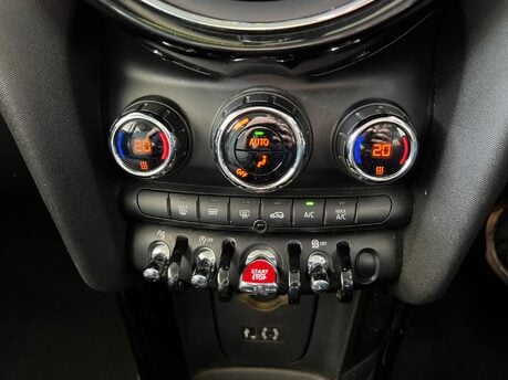 Mini Hatch 2.0 Cooper S Auto Euro 6 (s/s) 3dr 21