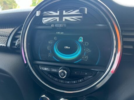 Mini Hatch 2.0 Cooper S Auto Euro 6 (s/s) 3dr 27