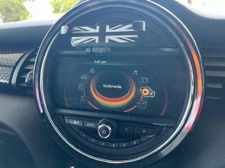 Mini Hatch 2.0 Cooper S Auto Euro 6 (s/s) 3dr 29