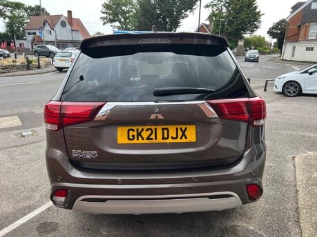 Mitsubishi Outlander 2.4h TwinMotor 13.8kWh Dynamic Safety SUV 5dr Petrol Plug-in Hybrid CVT 4WD 9