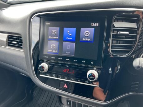 Mitsubishi Outlander 2.4h TwinMotor 13.8kWh Dynamic Safety SUV 5dr Petrol Plug-in Hybrid CVT 4WD 33