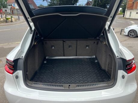Porsche Macan 3.0 TD V6 S PDK 4WD Euro 6 (s/s) 5dr 17