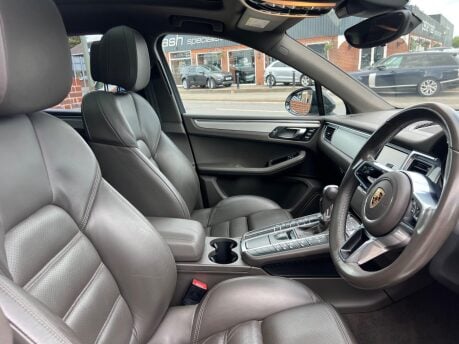 Porsche Macan 3.0 TD V6 S PDK 4WD Euro 6 (s/s) 5dr 24