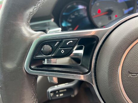 Porsche Macan 3.0 TD V6 S PDK 4WD Euro 6 (s/s) 5dr 27