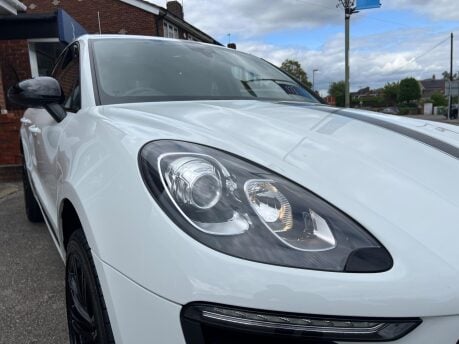 Porsche Macan 3.0 TD V6 S PDK 4WD Euro 6 (s/s) 5dr 44