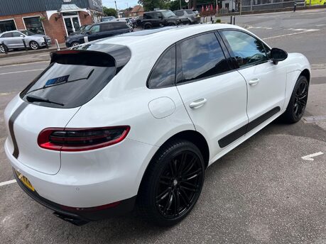 Porsche Macan 3.0 TD V6 S PDK 4WD Euro 6 (s/s) 5dr 10