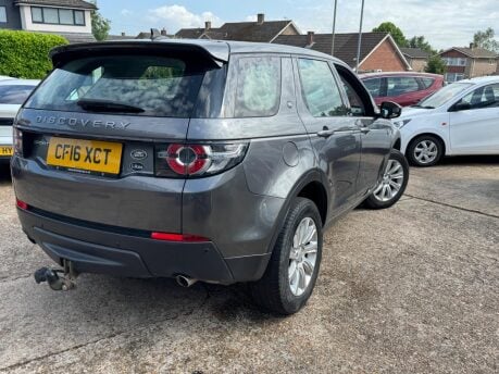 Land Rover Discovery Sport TD4 SE 8