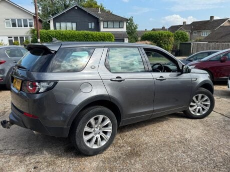 Land Rover Discovery Sport TD4 SE 9