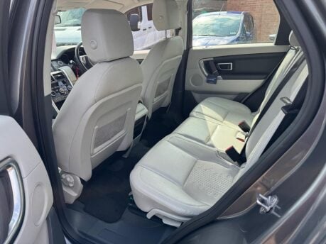 Land Rover Discovery Sport TD4 SE 14