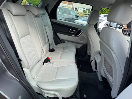 Land Rover Discovery Sport TD4 SE 19