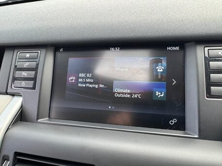 Land Rover Discovery Sport TD4 SE 25