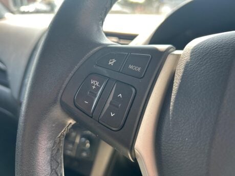 Suzuki Swift Swift 1.2 Dualjet SZ4 Euro 5 (s/s) 5dr 28