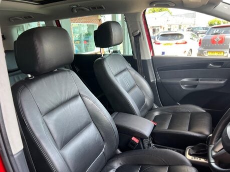 SEAT Alhambra 2.0 TDI SE Lux DSG Euro 5 (s/s) 5dr 29