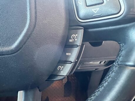 Land Rover Range Rover Evoque 2.2 SD4 Pure Tech Auto 4WD Euro 5 (s/s) 5dr 27