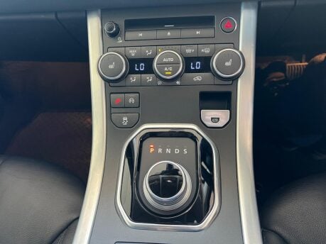 Land Rover Range Rover Evoque 2.2 SD4 Pure Tech Auto 4WD Euro 5 (s/s) 5dr 32