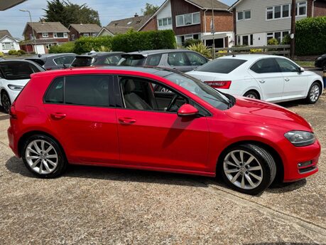 Volkswagen Golf GT TDI BLUEMOTION TECHNOLOGY 11