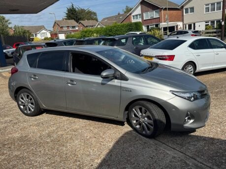 Toyota Auris EXCEL VVT-I 11