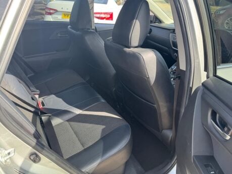 Toyota Auris EXCEL VVT-I 18