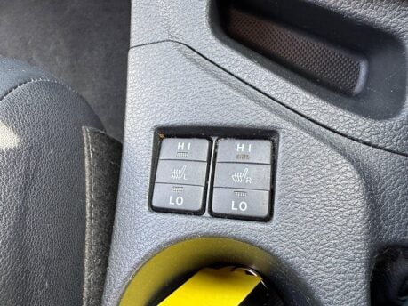 Toyota Auris EXCEL VVT-I 30