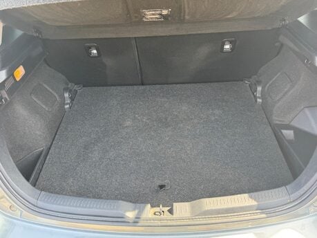 Toyota Auris 1.8l EXCEL VVT-I 17