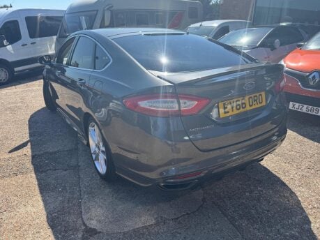 Ford Mondeo 2.0T EcoBoost Titanium Auto Euro 6 (s/s) 5dr 5