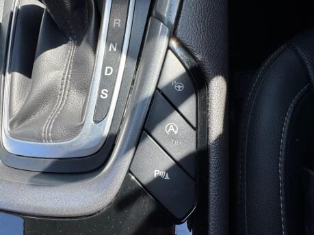 Ford Mondeo 2.0T EcoBoost Titanium Auto Euro 6 (s/s) 5dr 34