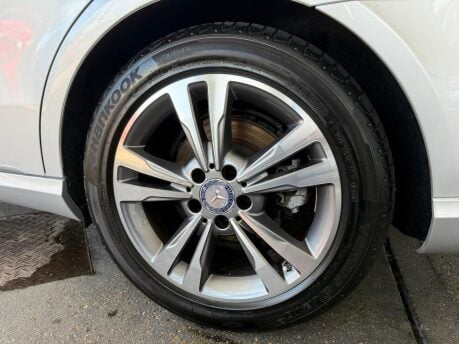 Mercedes-Benz E Class E220 BLUETEC SE PREMIUM 12