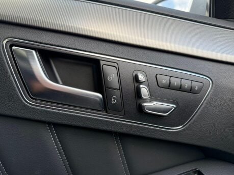 Mercedes-Benz E Class E220 BLUETEC SE PREMIUM 35