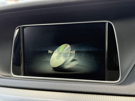 Mercedes-Benz E Class E220 BLUETEC SE PREMIUM 41