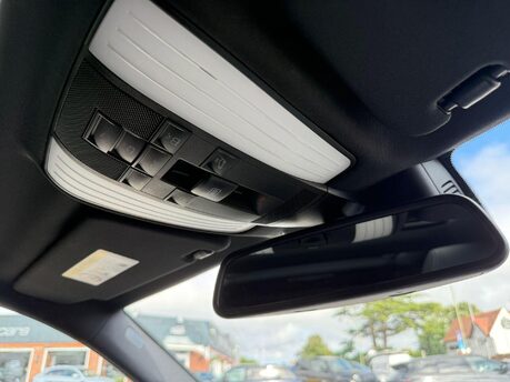 Mercedes-Benz E Class E220 BLUETEC SE PREMIUM 44