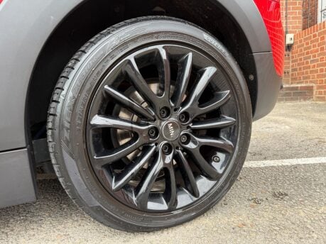 Mini Clubman 1.5 Cooper Euro 6 (s/s) 6dr 17