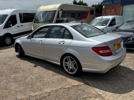 Mercedes-Benz C Class C220 CDI BLUEEFFICIENCY SPORT 4