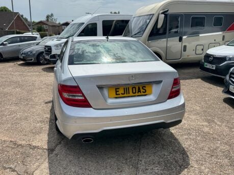 Mercedes-Benz C Class C220 CDI BLUEEFFICIENCY SPORT 6