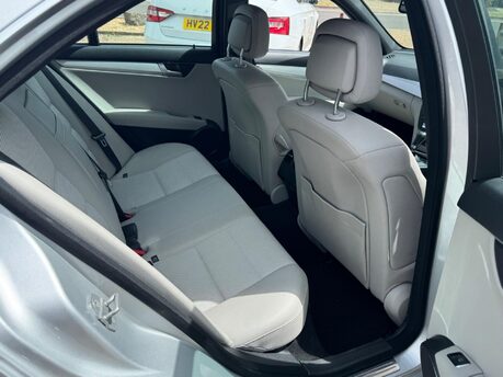 Mercedes-Benz C Class C220 CDI BLUEEFFICIENCY SPORT 16