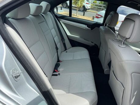 Mercedes-Benz C Class C220 CDI BLUEEFFICIENCY SPORT 17