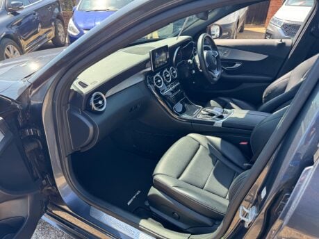 Mercedes-Benz C Class C220 D AMG LINE PREMIUM 14