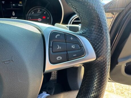 Mercedes-Benz C Class C220 D AMG LINE PREMIUM 24