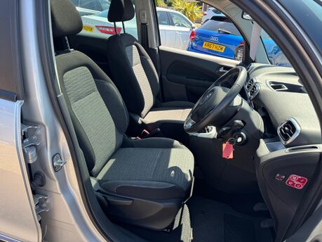 Citroen C3 Picasso 1.2 PureTech Platinum Euro 6 5dr 23