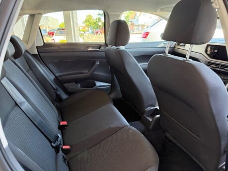 Volkswagen Polo 1.0 TSI Match Euro 6 (s/s) 5dr 21