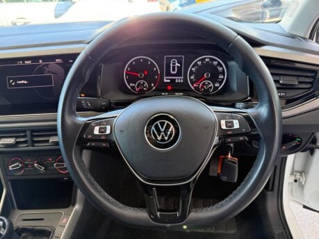 Volkswagen Polo 1.0 TSI Match Euro 6 (s/s) 5dr 27